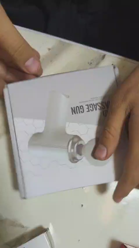 Portable Mini Massage Gun – Compact Deep Tissue Percussion for Muscle Relief & Fatigue Reduction